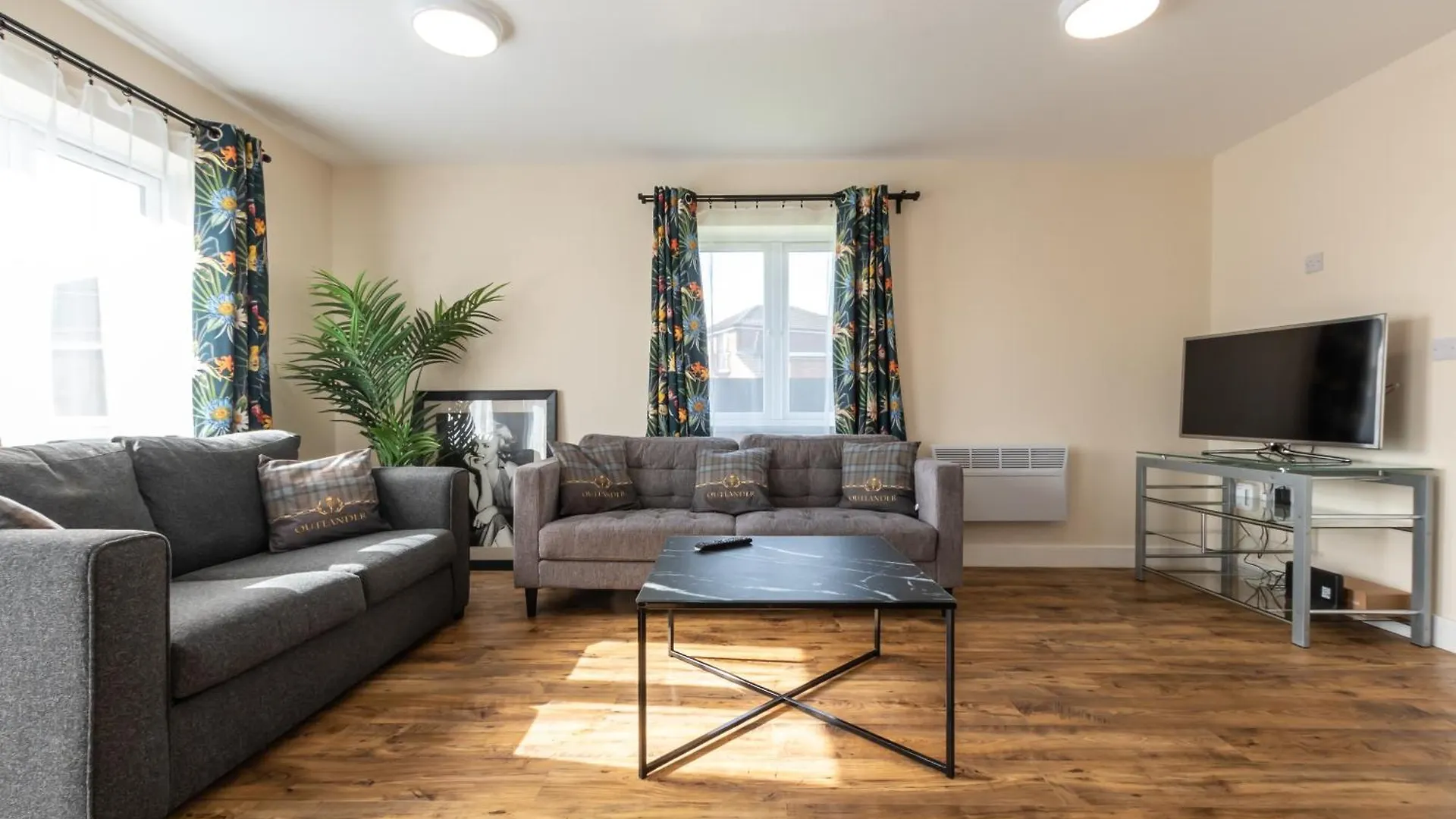 Apartment With Free P For Van. Southampton United Kingdom