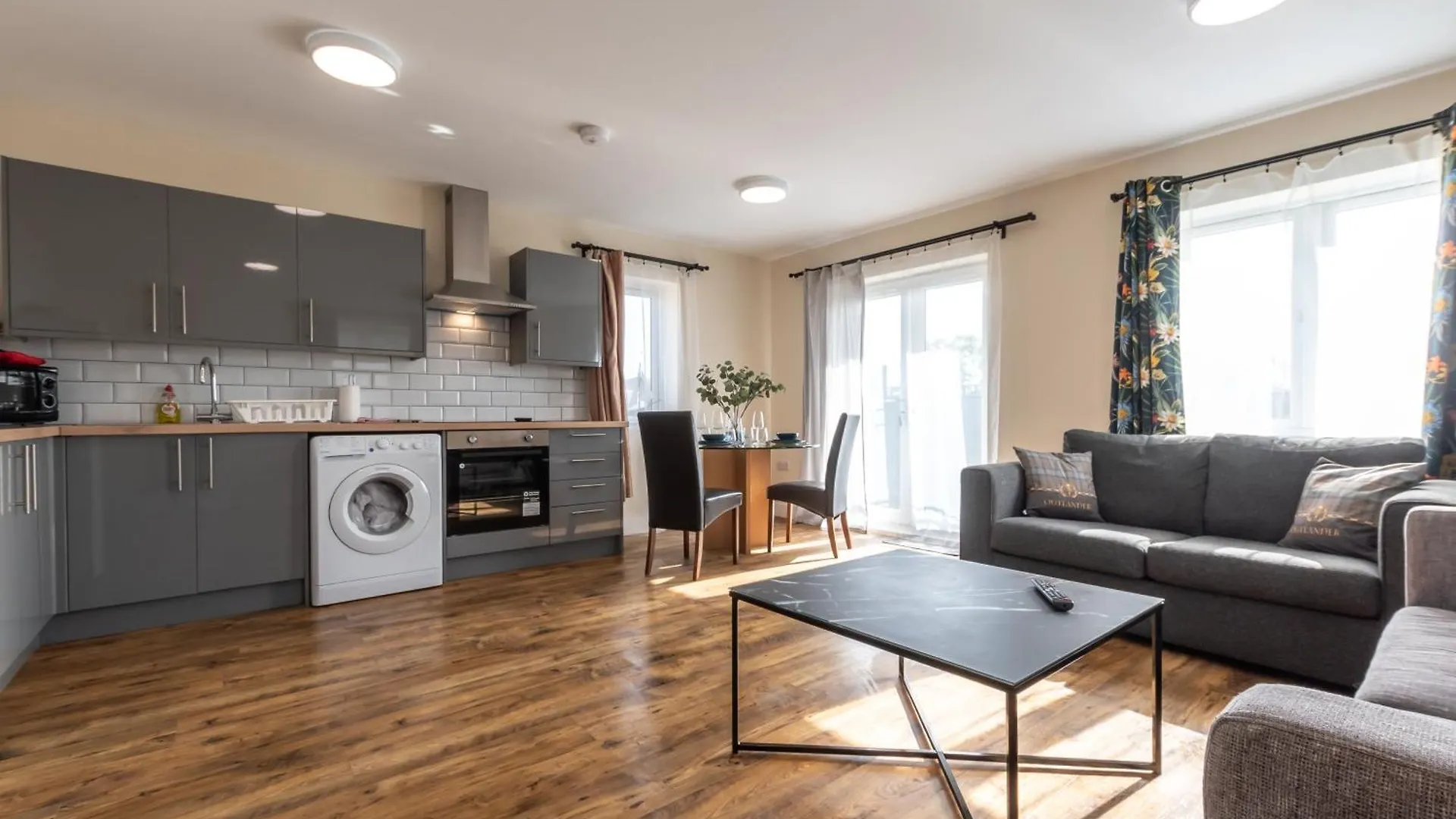 Apartment With Free P For Van. Southampton