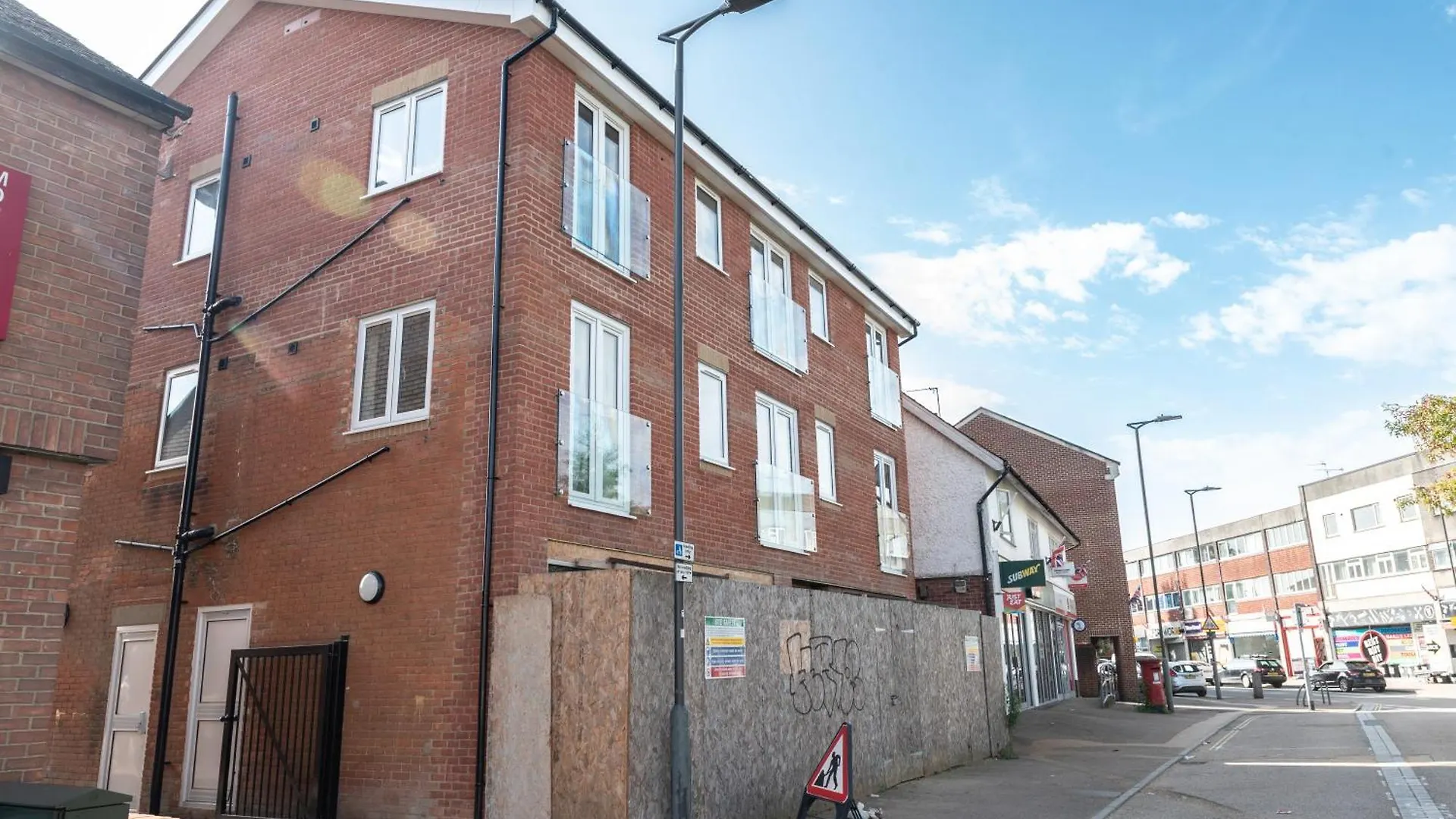 Apartment With Free P For Van. Southampton