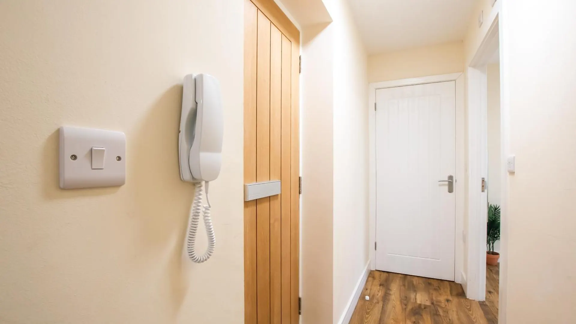 Apartment With Free P For Van. Southampton United Kingdom